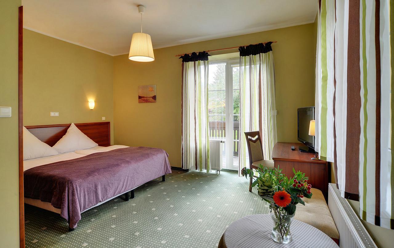 Hotel Belweder - Przy Hotelu Golebiewski Karpacz Luaran gambar