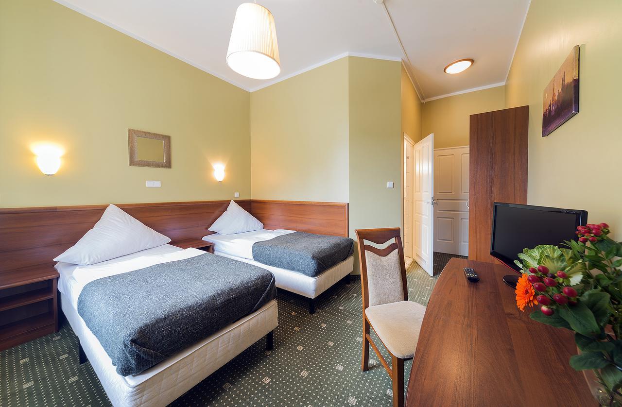 Hotel Belweder - Przy Hotelu Golebiewski Karpacz Luaran gambar