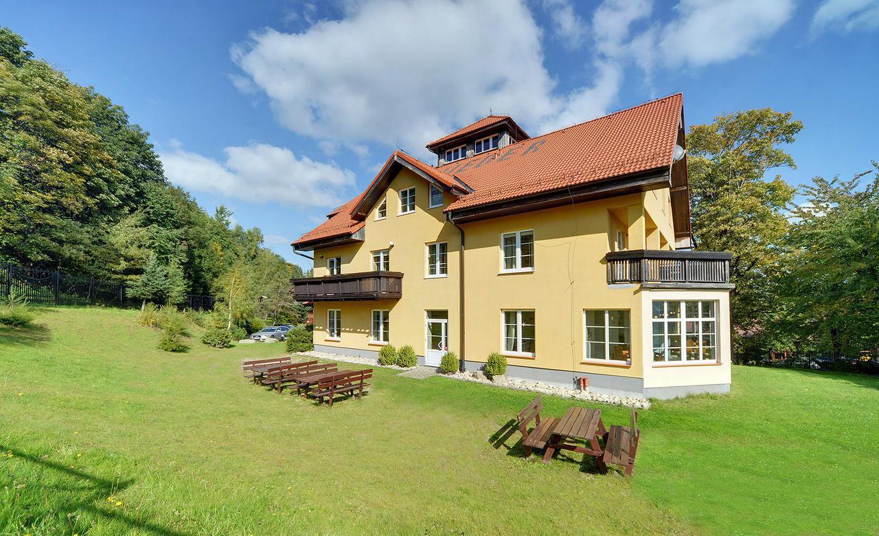 Hotel Belweder - Przy Hotelu Golebiewski Karpacz Luaran gambar